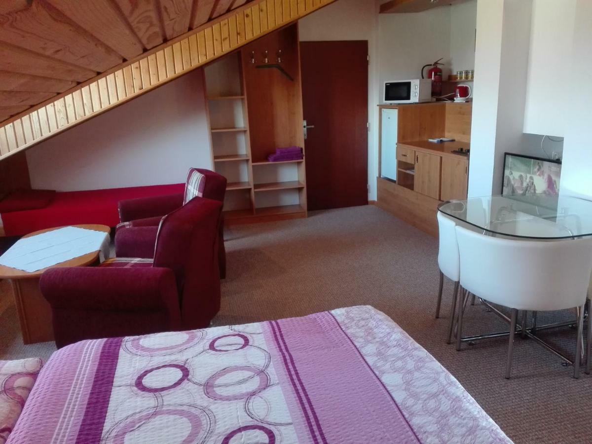 Vila Mirka Poprad Exterior foto